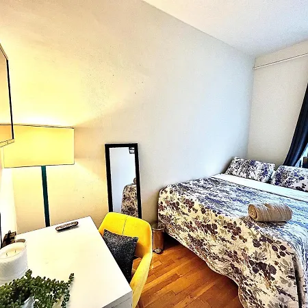 Manhattan -Ues - Room Accommodation